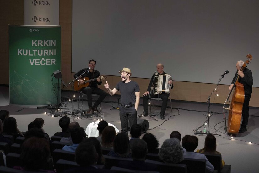Poseben gušt zgodb in glasbe ob kulturnem prazniku